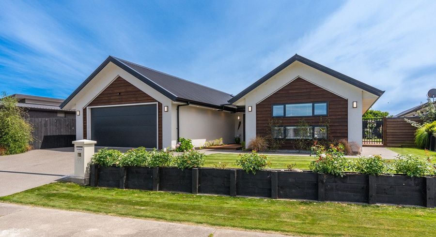  at 99 The Drive, Paraparaumu Beach, Paraparaumu