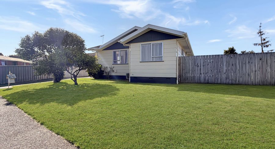  at 6 Rutland Pl, Milson, Palmerston North, Manawatu / Whanganui