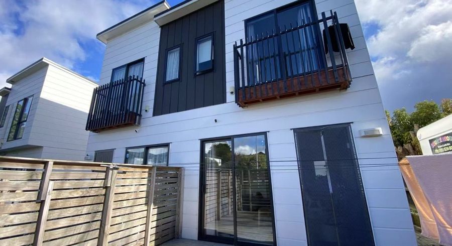  at 4A Roby Street, Te Atatu Peninsula, Waitakere City, Auckland