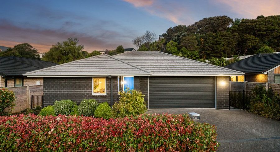  at 39 Tradewinds Drive, Whitby, Porirua, Wellington