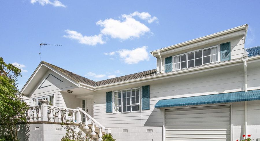  at 1/6 Mahuta Grove, Northcote, North Shore City, Auckland