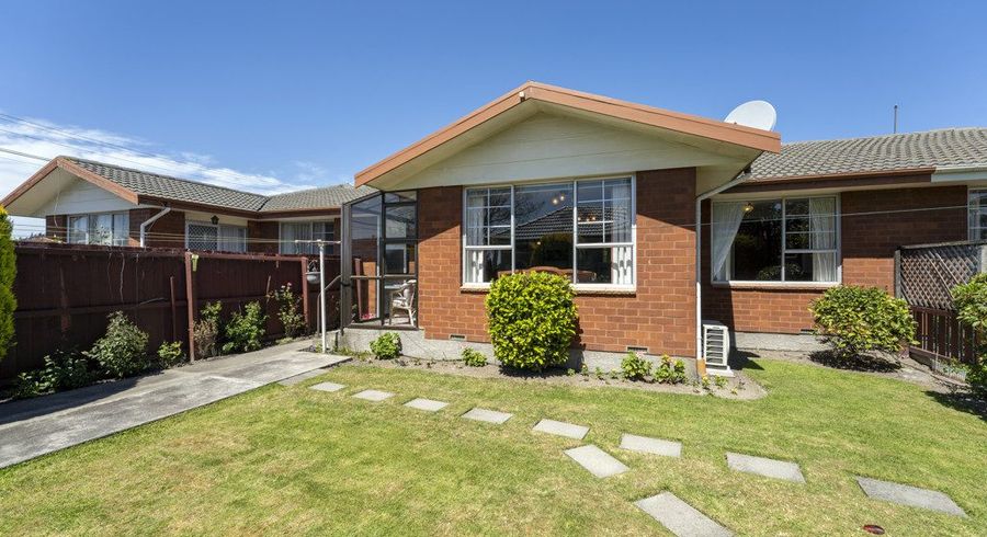  at 2/23E Craven Street, Sockburn, Christchurch