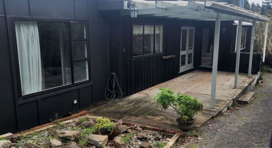  at 196 Main Road South, Raumati South, Paraparaumu
