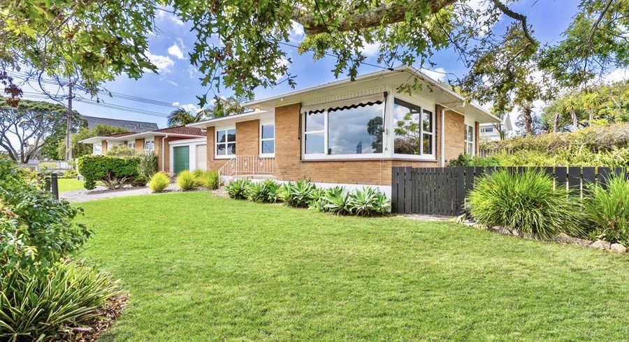  at 2/26 Jutland Road, Hauraki, North Shore City, Auckland