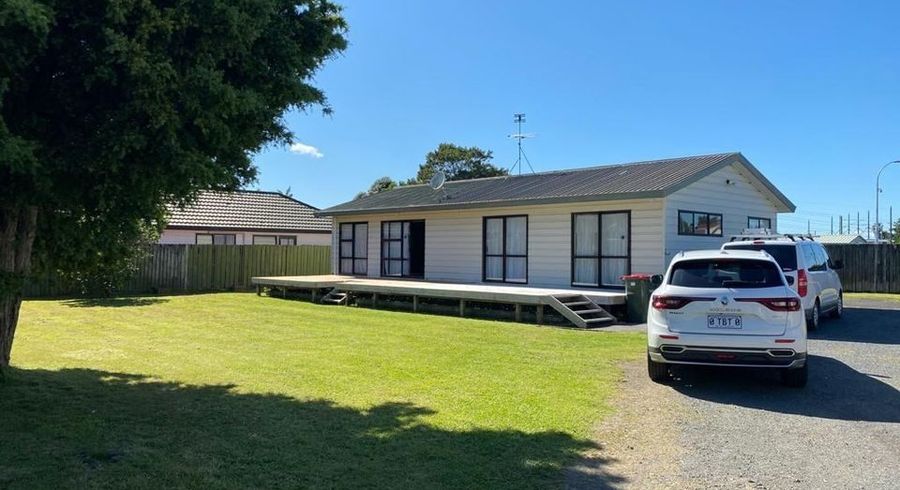  at 19 Manuroa Road, Takanini, Papakura, Auckland