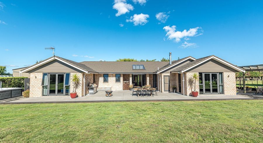  at 424 Kaikokopu Road, Whanganui