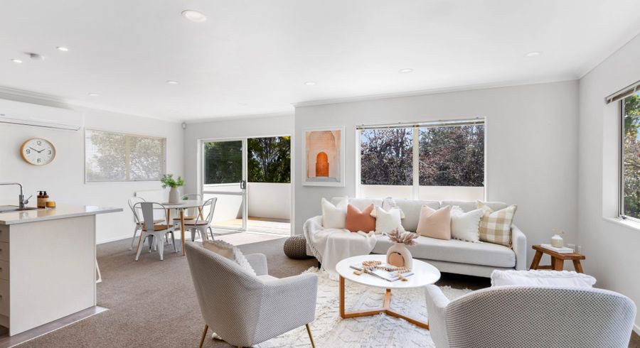  at 71B Target Road, Totara Vale, Auckland