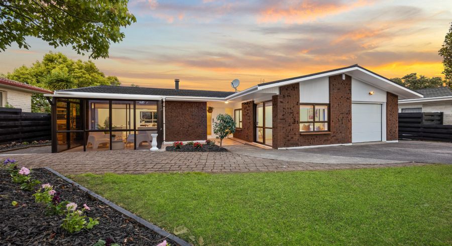  at 79 Meadway, Sunnyhills, Manukau City, Auckland