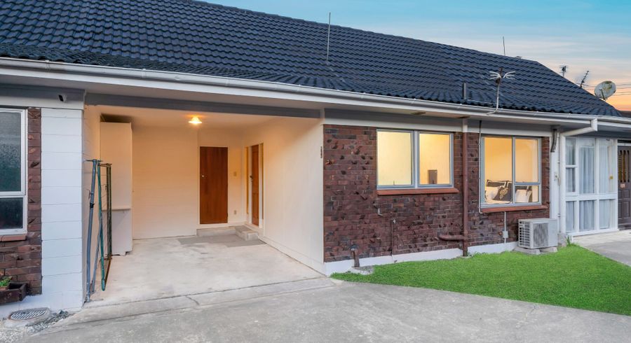  at 1/25 Grande Vue Road, Hillpark, Auckland