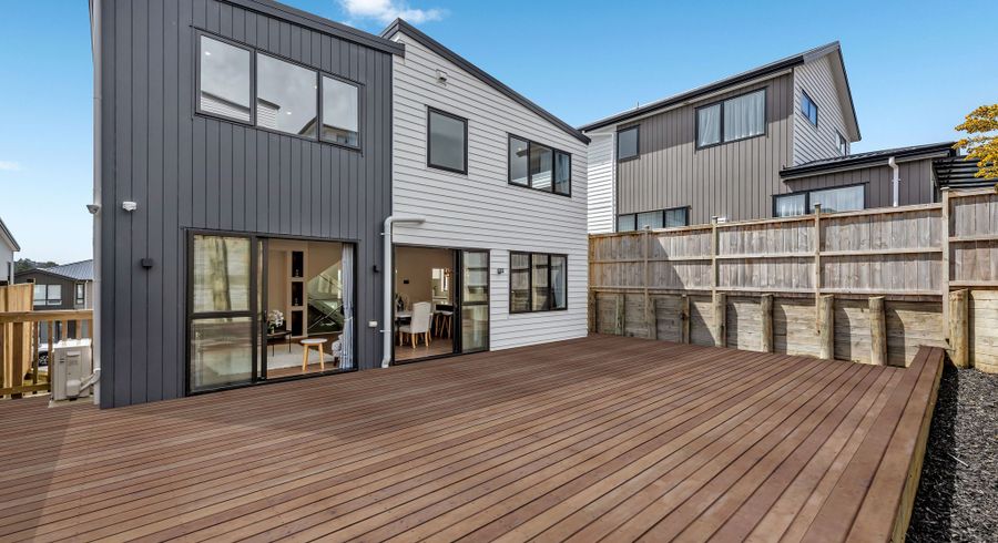  at 4 Alluvial Street, Flat Bush, Manukau City, Auckland