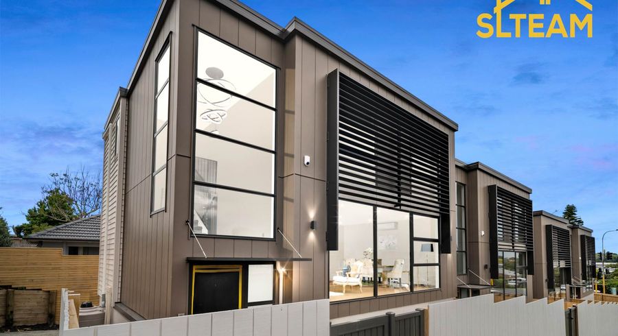  at 4/90 Hillsborough Road, Hillsborough, Auckland