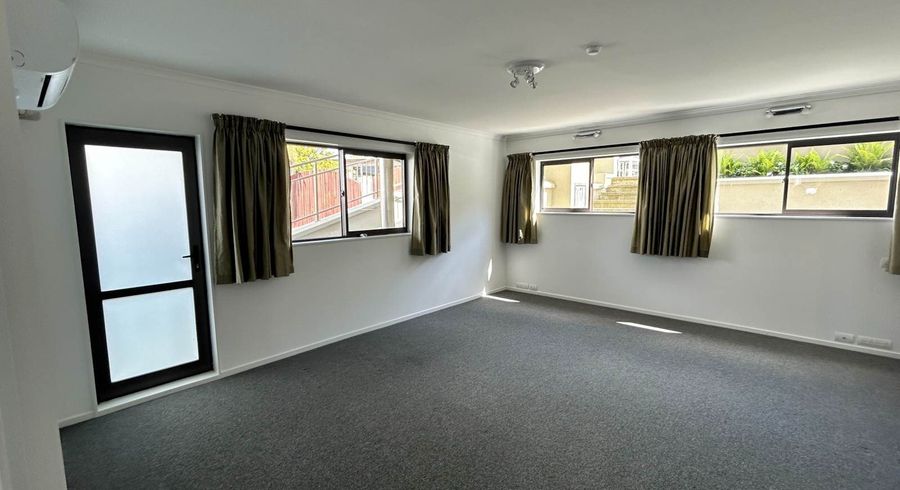  at 32A Amante Crescent, Mairangi Bay, North Shore City, Auckland