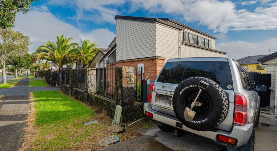  at 13 Crossandra Dr, Mangere, Manukau City, Auckland