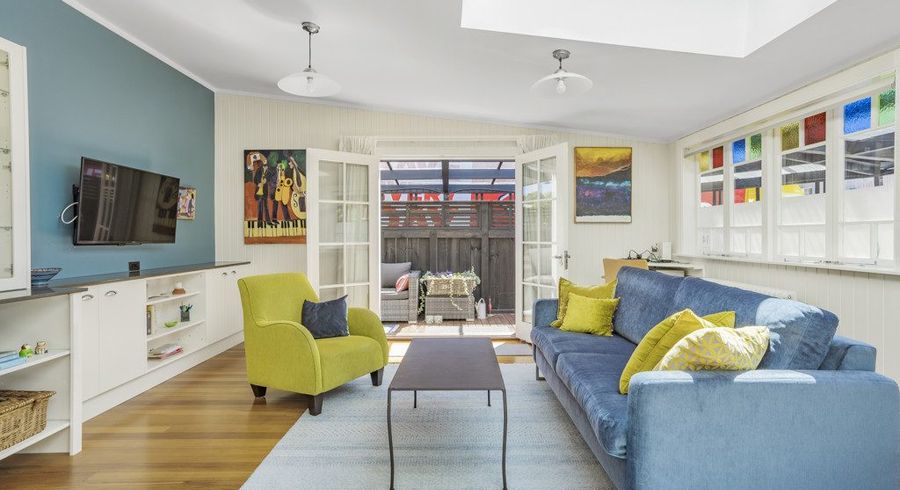  at 1/14 Oroua Street, Eastbourne, Lower Hutt