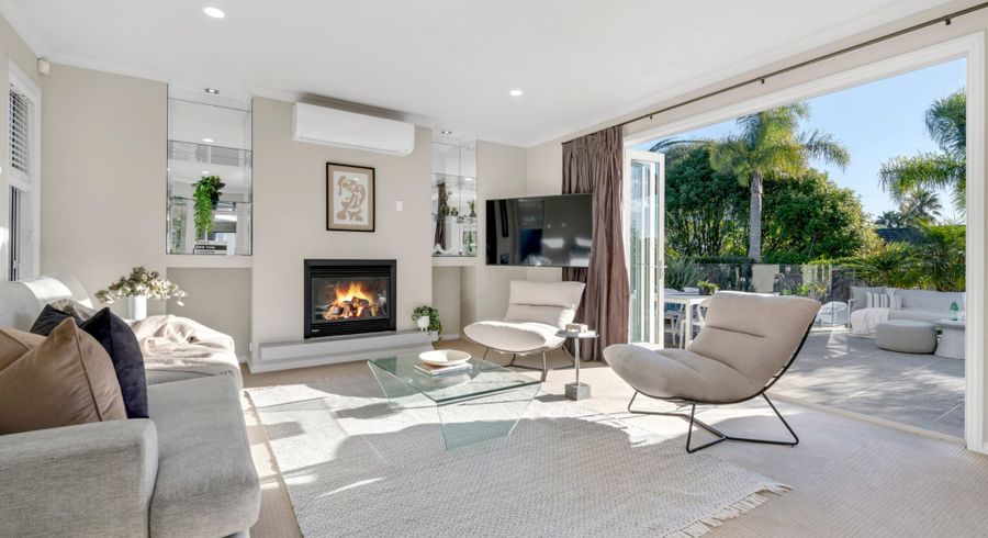  at 11 Santa Cruz Drive, Shamrock Park, Auckland