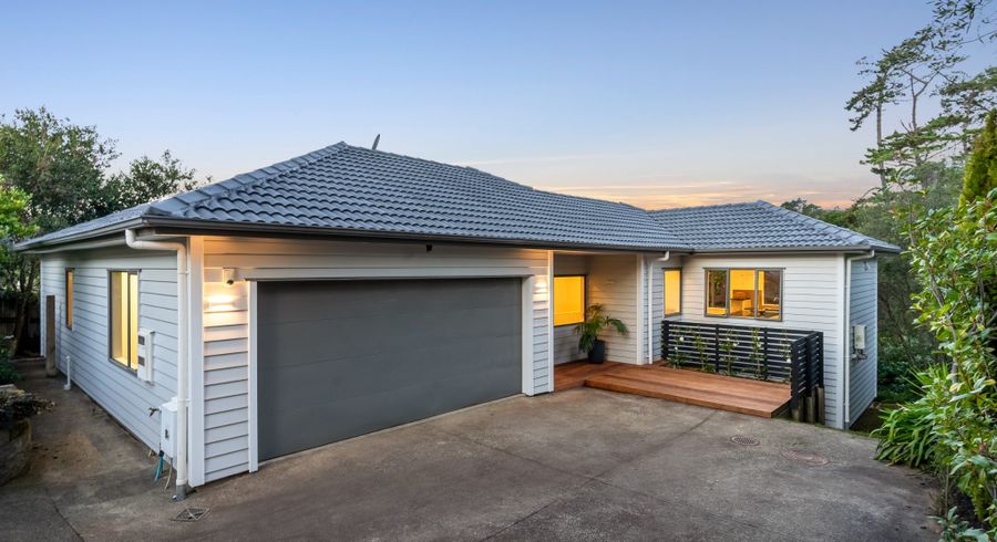  at 14 Durbin Court, Greenhithe, Auckland