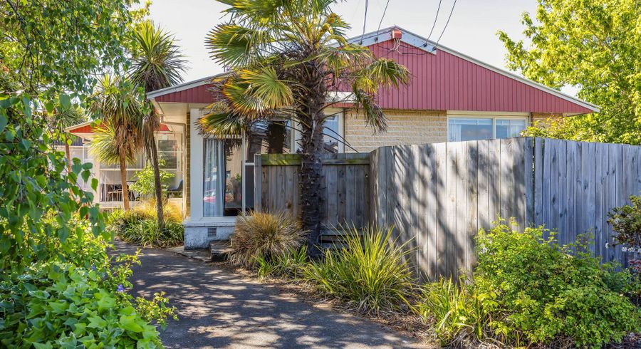  at 1/140 Champion Street, Edgeware, Christchurch