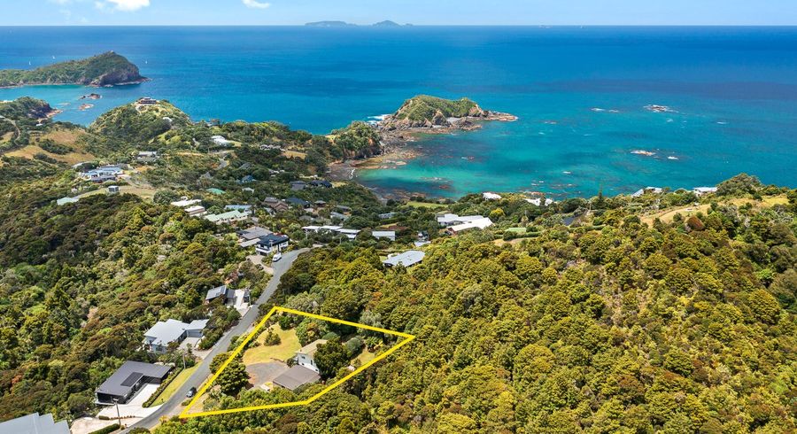  at 4 Dolphin Place, TUTUKAKA, WHANGAREI
