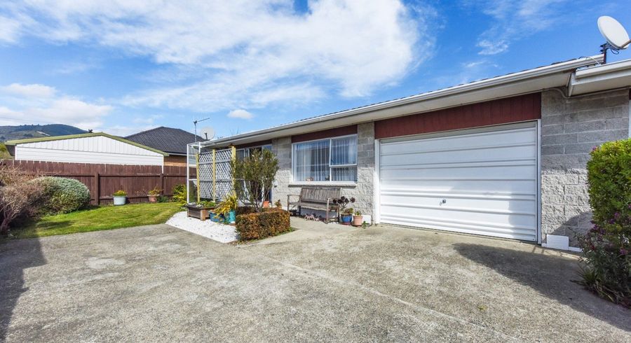  at 3/8 Exeter Street, Stoke, Nelson