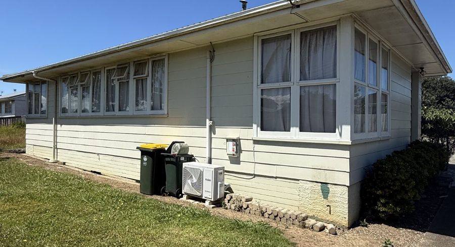  at Mangere East, Manukau City, Auckland