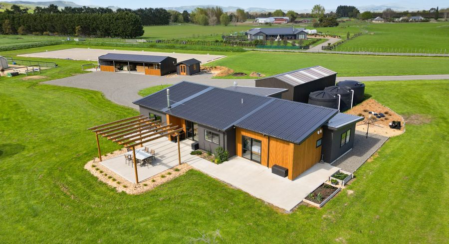  at 51 Manukawiri Way, Greytown