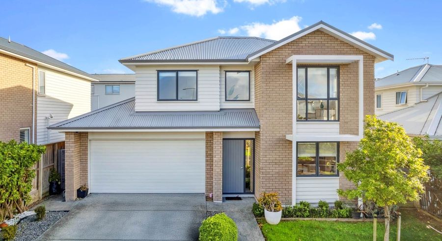  at 41  William Wallbank Crescent, Swanson, Waitakere City, Auckland