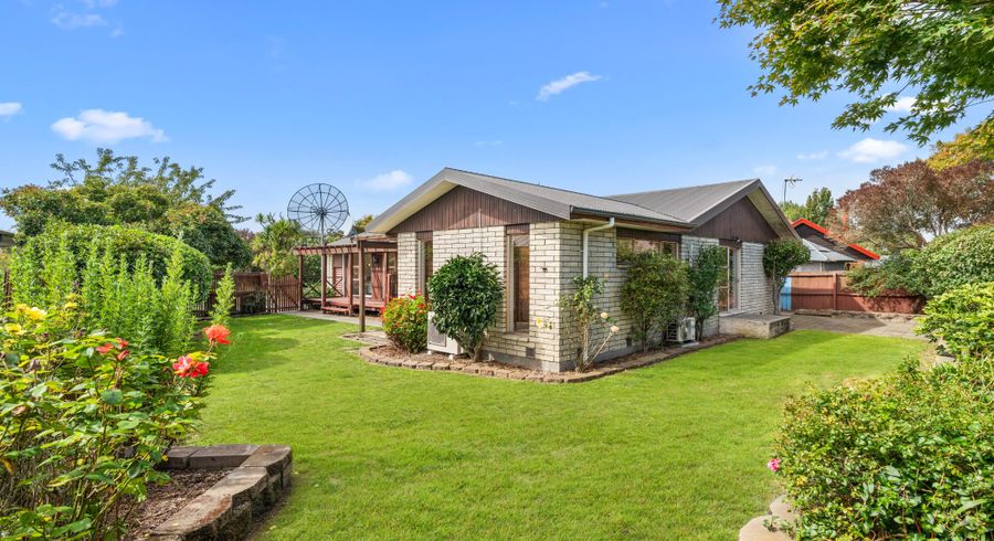  at 17 Yellowstone Crescent, Burwood, Christchurch City, Canterbury