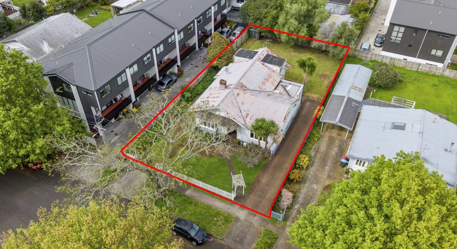 at 22 Acorn Street, Royal Oak, Auckland City, Auckland