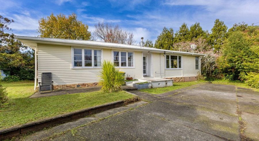  at 26 Kirrie Avenue, Te Atatu South, Waitakere City, Auckland