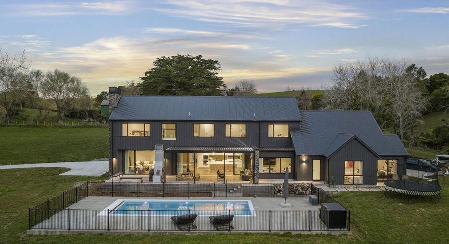  at 111 Glenmore Road, Albany