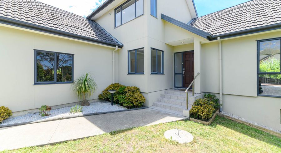  at 6A Twin Court, Albany, Auckland