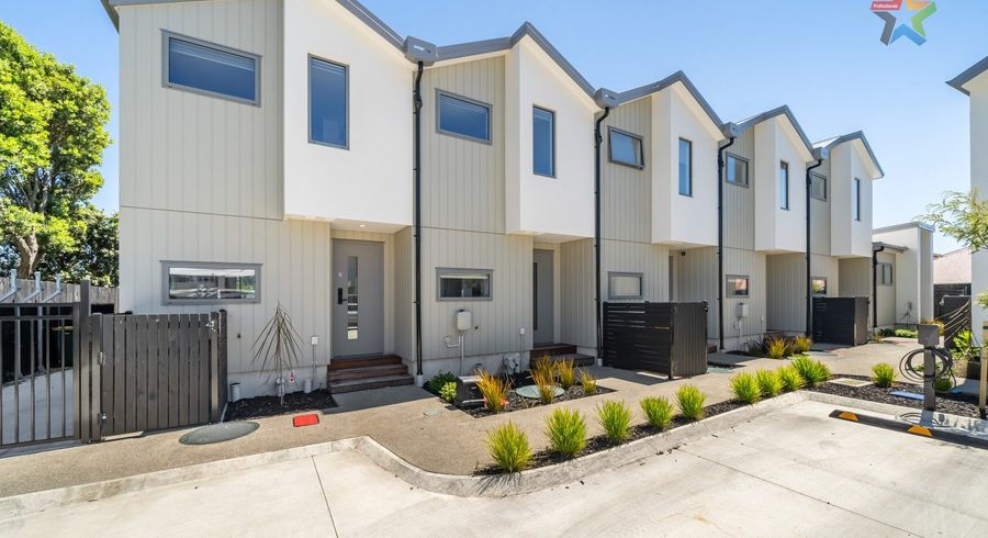  at 14/15 Awamutu Grove, Waiwhetu, Lower Hutt, Wellington