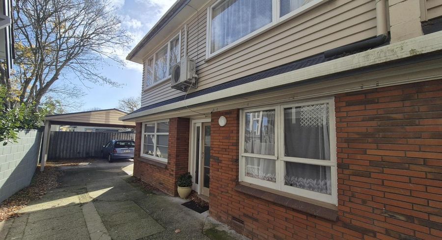  at 2/5A Te Aroha Street, Hamilton East, Hamilton, Waikato