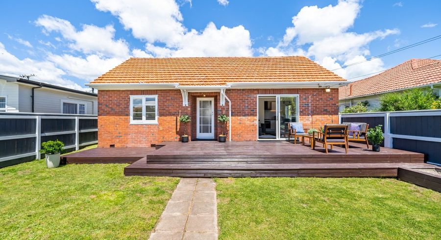  at 1/24 Mahoe Street, Lower Hutt, Lower Hutt, Wellington