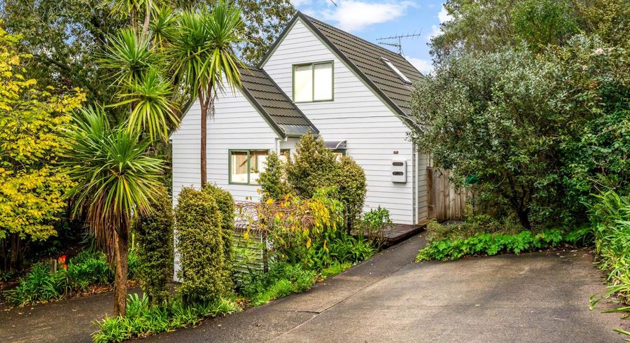  at 17a Salem Place, Torbay, North Shore City, Auckland