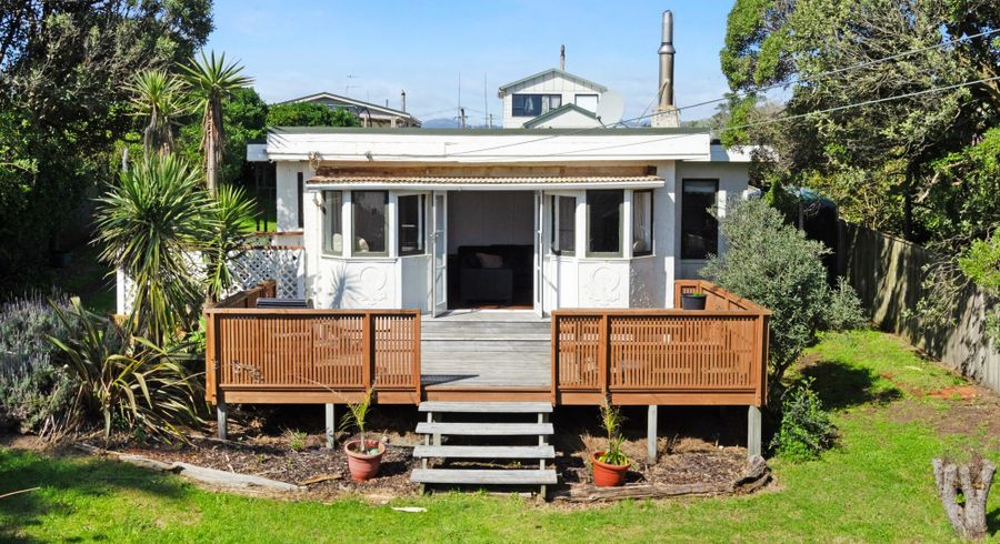  at 36 Dixie Street, Te Horo Beach
