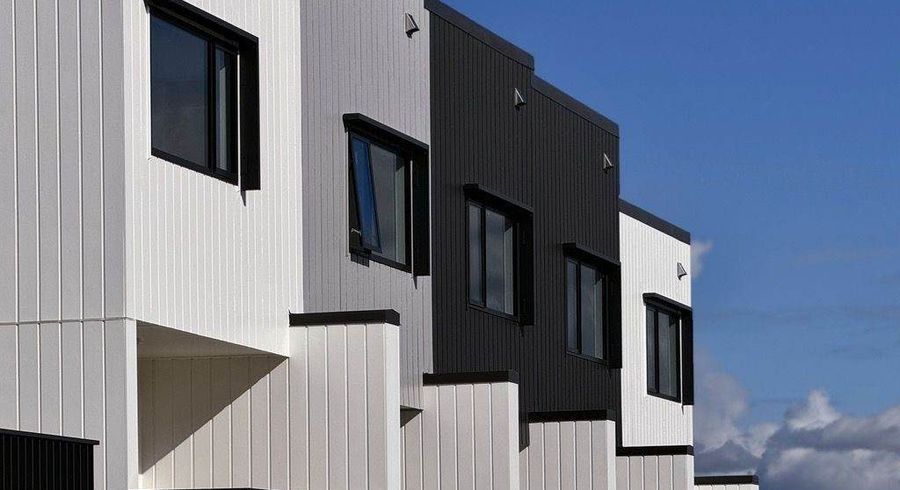  at 2 - 24 Kanapa Road, Northcross, North Shore City, Auckland