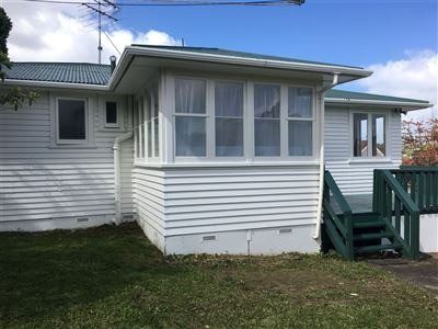  at 8A Marshall Laing Avenue, Mount Roskill, Auckland