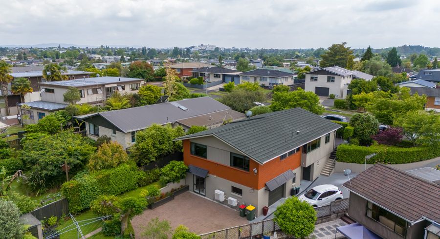  at 31 Resthill Crescent, Glenview, Hamilton