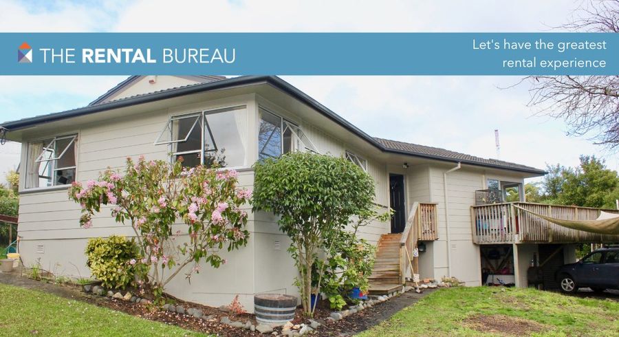 at 58 Taipari Rd, Te Atatu Peninsula, Waitakere City, Auckland