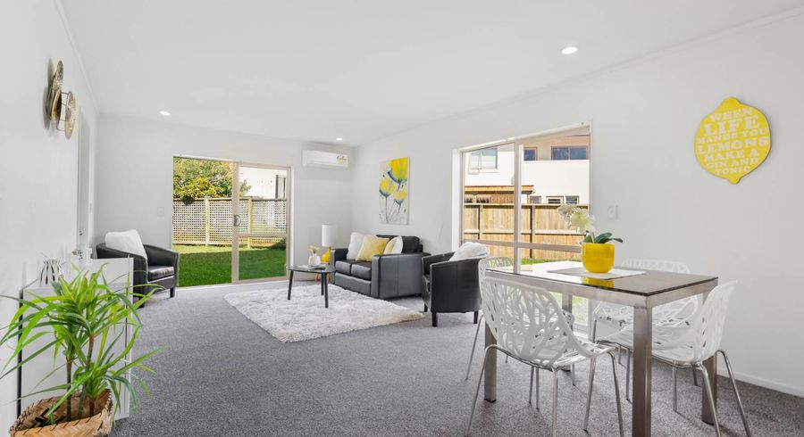 at 33 Marinich Drive South, Ranui, Auckland