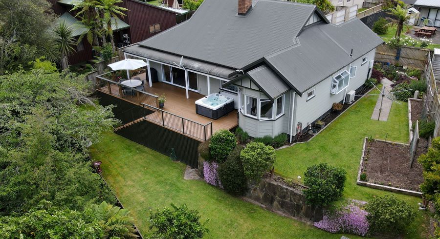  at 5 Oregon Crescent, Glenview, Hamilton, Waikato