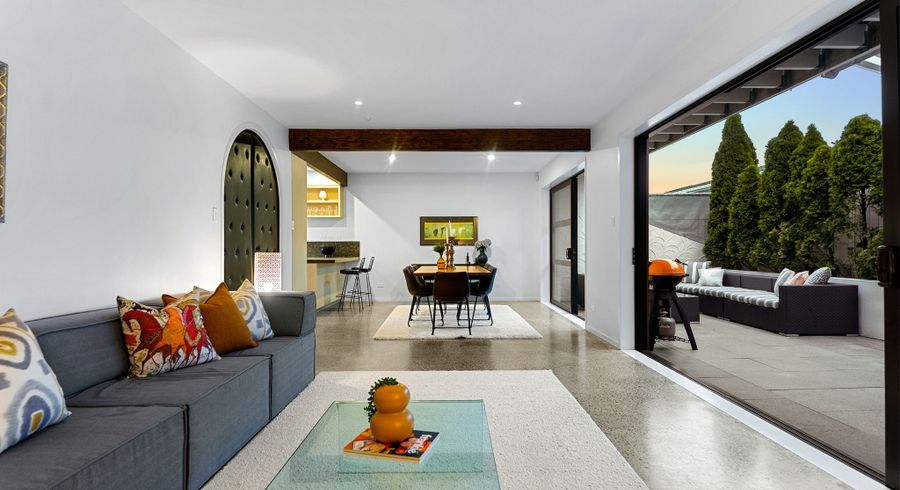  at 11B Huntly Road, Campbells Bay, North Shore City, Auckland