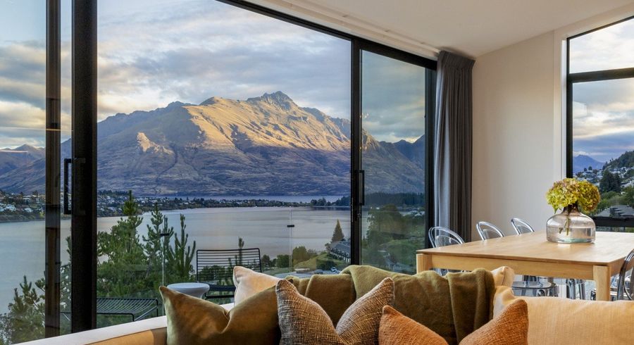 at 15C Potters Hill Drive, Town Centre, Queenstown-Lakes, Otago