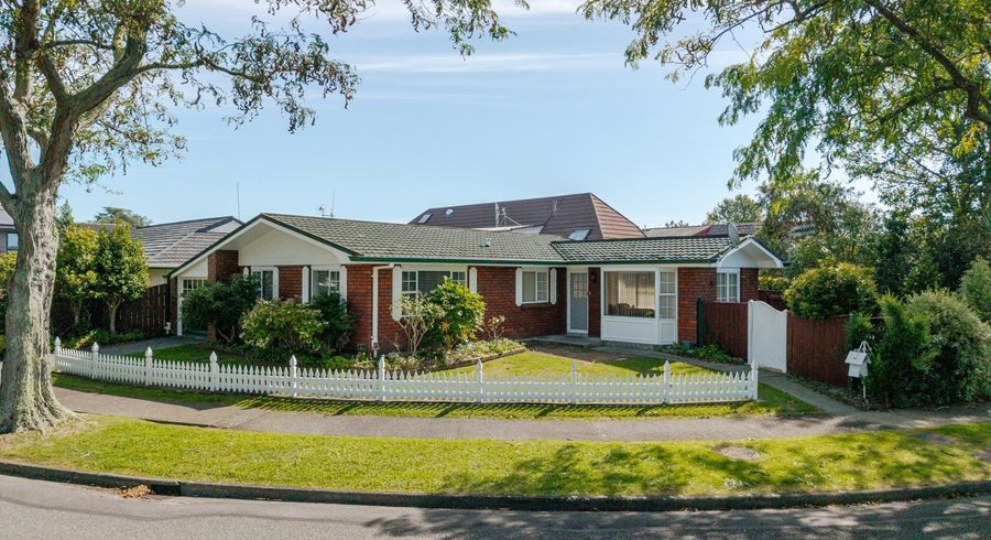  at 17 Earl Place, Hokowhitu, Palmerston North, Manawatu / Whanganui