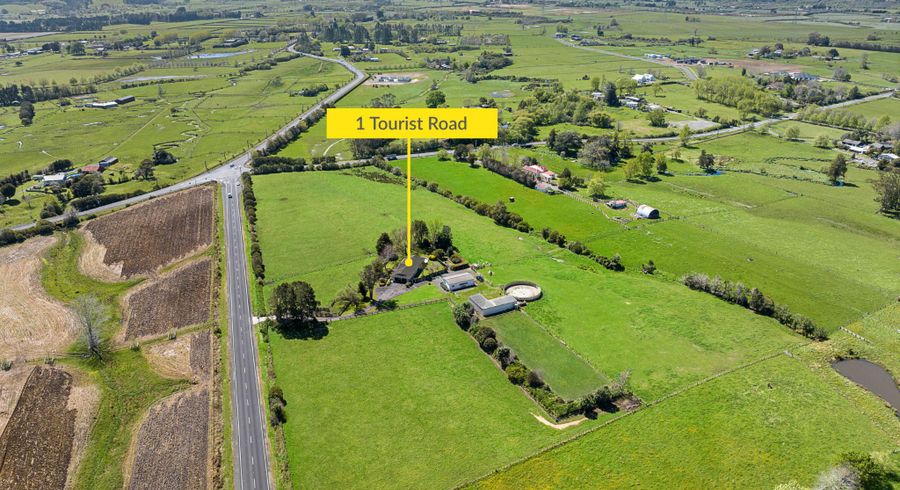  at 1 Tourist Road, Clevedon, Clevedon