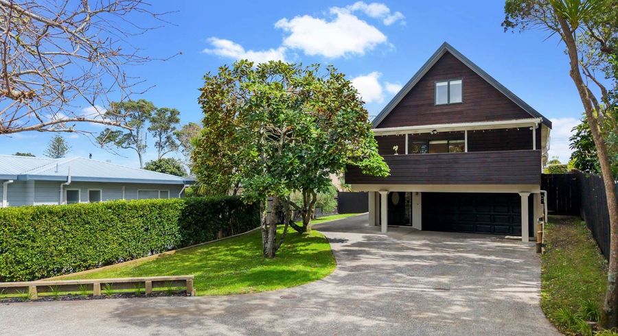  at 1/16 Waiake Street, Torbay, North Shore City, Auckland