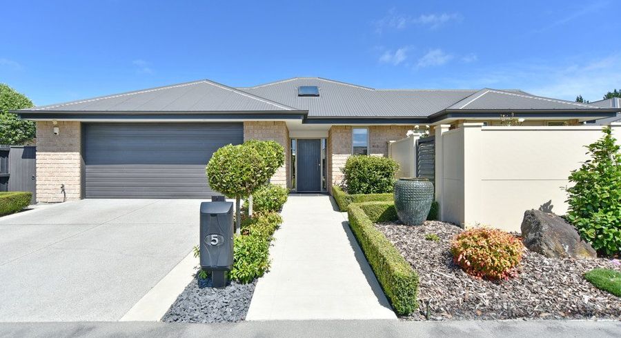  at 5 Orewa Close, Parklands, Christchurch