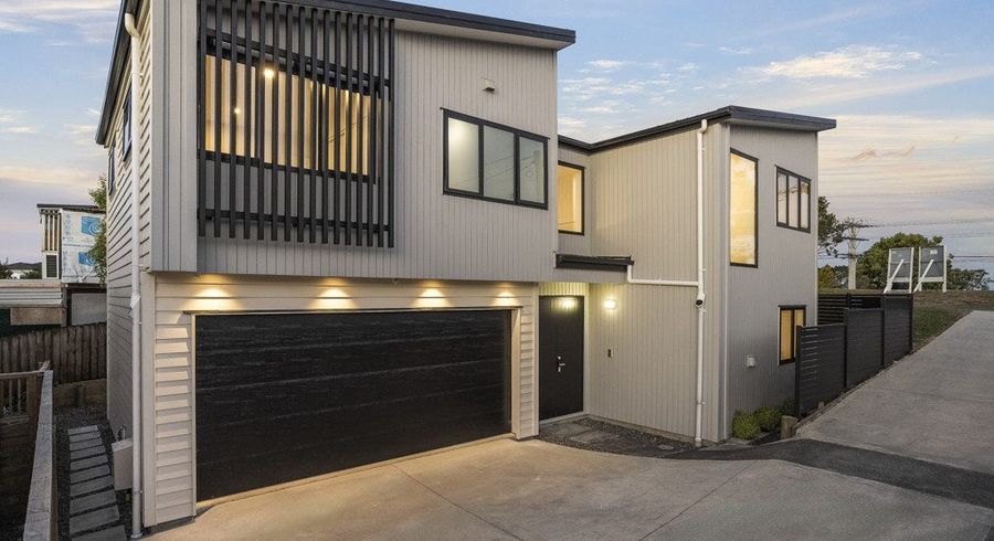  at 804 East Coast Road, Pinehill, North Shore City, Auckland