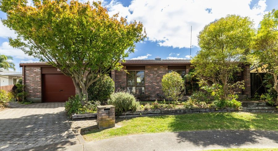  at 10 Swansea Place, Tamatea, Napier